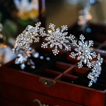 Luxusné Crystal Snowflake Hairband Kvetinový Svadobné Tiaras Barokový Koruny Drahokamu Sprievod Diadem Hlavový Most Svadobné Doplnky Do Vlasov