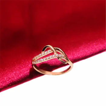 Nové v 585 Purple Gold Plating 14 KARÁTOVÉ ružové Zlato Vykladané Kryštálmi prstene pre ženy Svetlo Luxusné Jednoduché Kúzlo Strany Šperky darček